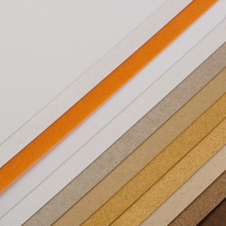 Feinstpapiere mit Struktur